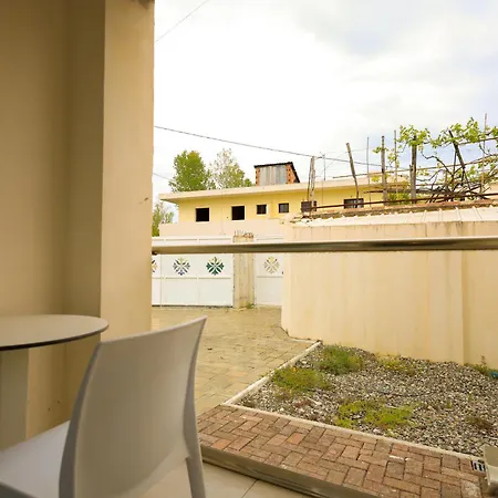 Gasthof Beach Guesthouse *